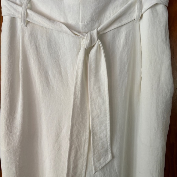 Zac and Rachel Cropped Pants - Picture 2 of 3